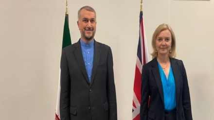 Emir Abdullahiyan, İngiliz mevkidaşı ile görüştü