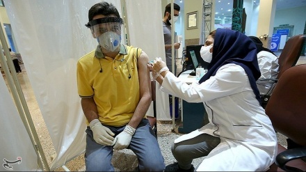 Over 26.5 million Iranians get COVID booster shots