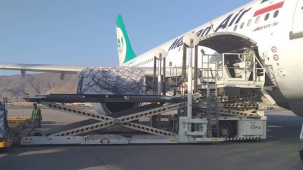 伊朗向阿富汗人民提供的第三批人道主义援助物资抵达喀布尔机场