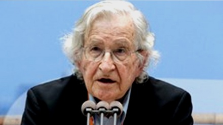 Chomsky: Biden, daha çok Trump'ın dış siyasetini izliyor