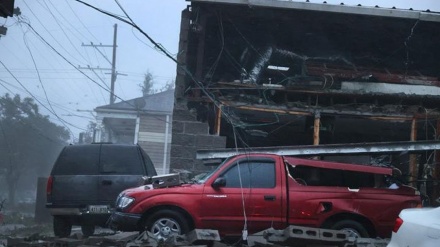 飓风艾达在美国各州造成严重破坏