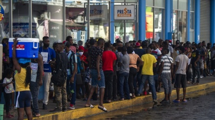 Tens of thousands of US-bound migrants stuck in Mexico's 'open-air prison'