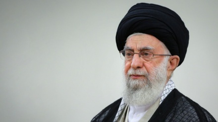 Ayatollah Khamenei kondoliert zum Tod des Vorsitzenden des Obersten Rates der Schiiten im Libanon