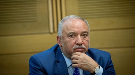 ליברמן: מי שהחליט לא להתחסן, שישאר בבית