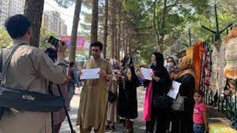 بروز اولین اعتراض های مردمی در کابل پس از تسلط طالبان بر افغانستان