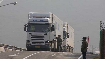 محدودیت حرکت کامیونهای تاجیکستان در قلمروی کشورهای همسایه 