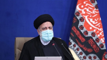 伊朗总统首次对伊朗人民发表电视讲话