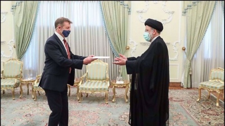 Raïssi met en garde Sa Majesté