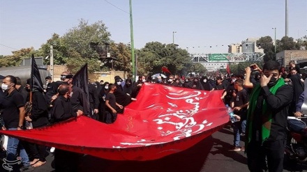 Procession held in Tehran to commemorate Arba'een