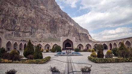 Karavanserai Biston, Penginapan Bersejarah di Kermanshah