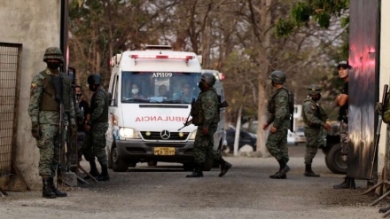 Përleshjet e armatosura në një burg në Ekuador lanë të vrarë e të plagosur me dhjetëra persona