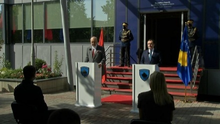 Rama në Prishtinë nuk heq dorë nga 