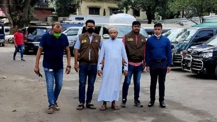 ডিজিটাল নিরাপত্তা আইনের মামলায় দুই দিনের রিমান্ডে মুফতি কাজী ইব্রাহীম  