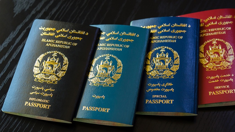 آغاز توزیع پاسپورت برای کودکان مهاجر افغانستانی در ایران