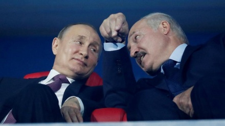 Lukashenko, NATO si sta preparando a attaccare la Russia