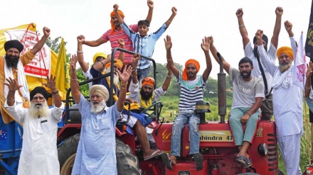 Indian farmers rally to protest farm laws, police brutality