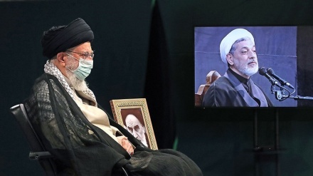 Rahbar Hadiri Peringatan Arbain di Tehran