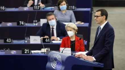 Polonia: per l'Eurocamera sentenza Corte è illegittima