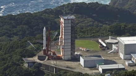 日本がイプシロンロケット5号機の打上げをまたも延期　上空の風に阻まれる