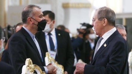 Ministri i Jashtëm i Iranit arrin në Moskë për bisedime mbi rajonin