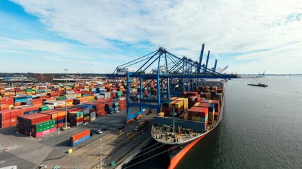 伊朗与邻国贸易增长了 52%