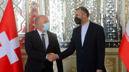 イラン外相が、スイス議会議長と会談