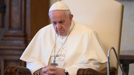ローマ法王が、仏カトリック司祭の未成年虐待問題に「教会の恥」