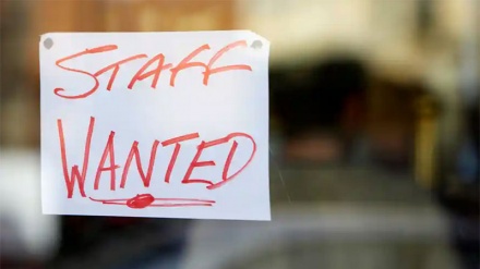 Survey finds staff shortages spreading to all corners of UK business