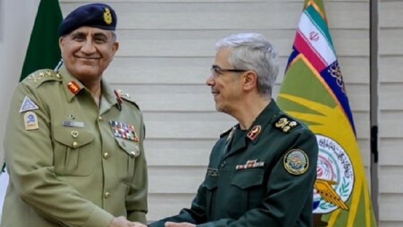 バーゲリー議長とパキスタン軍のカメル・ジャヴィド・バジュヴァ総司令官と会談
