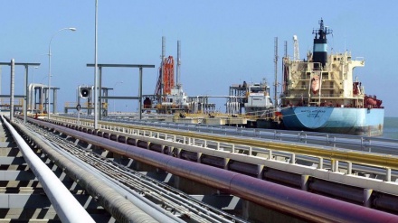 Bericht: Iranischer Tanker entlädt Kondensat in Venezuela