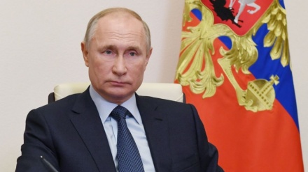 Putin: Rusya Müslüman ülkelerle ilişkileri geliştirmeye büyük önem veriyor