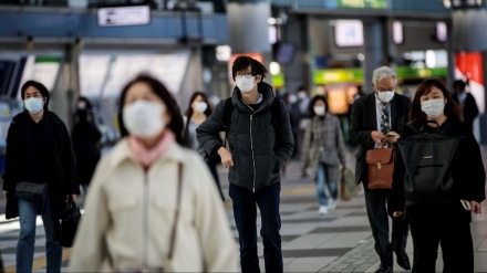日本の新型コロナ　３９人死亡・９７２人新規