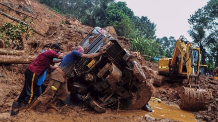 Floods, landslides in southern India leave at least 21 dead