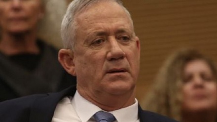 דיווח: בני גנץ נסע למדינה לא ידועה