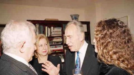 इस्राईल के भीतर राजनैतिक तूफ़ान, महिला कूटनयिक ने लगाया पूर्व राष्ट्रपति पैरिज़ पर यौन उत्पीड़न का आरोप