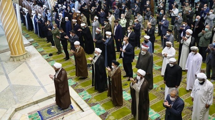 Suasana Shalat Jumat di Tehran, 22 Oktober 2021 