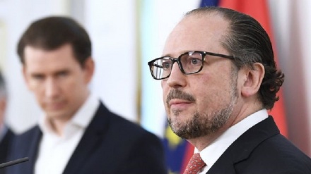Austria, lockdown per i non vaccinati