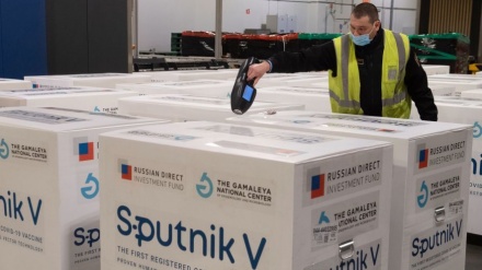 40万剂“俄罗斯卫星V新冠”疫苗已交付给伊朗驻莫斯科大使馆