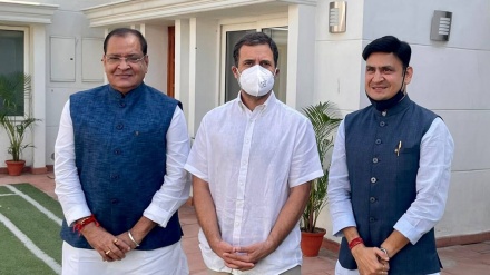 लखीमपुर खीरी घटना भाजपा पर भारी पड़ रही है, भाजपा में टूटफूट शुरू
