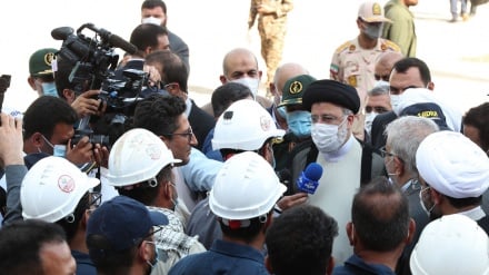 伊朗总统：政府支持造船工业本土化