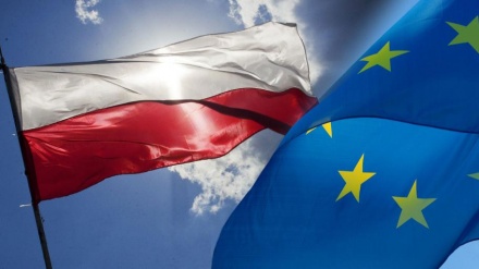 Polonia, centomila in piazza: corteo pro Ue