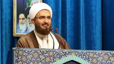 خطیب نماز جمعه تهران:آمریکایی‌ها راهی جز ترک غرب آسیا ندارند
