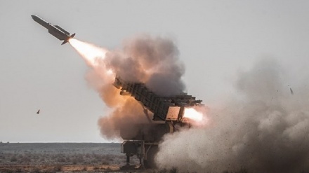 イラン軍が、対空防衛演習を開始