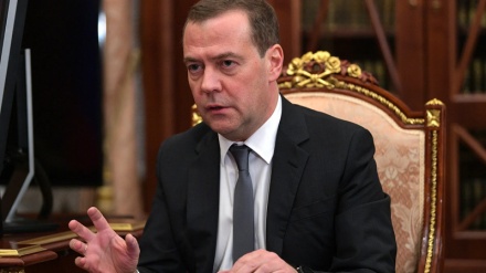 Medvedev sulla rinuncia di Ucraina a NATO: non più sufficiente per la pace