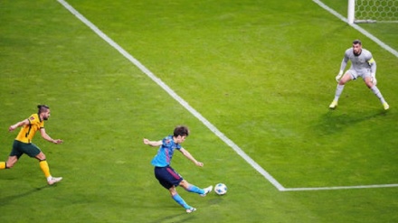 サッカーＷ杯アジア最終予選、日本が豪に２対１で勝利