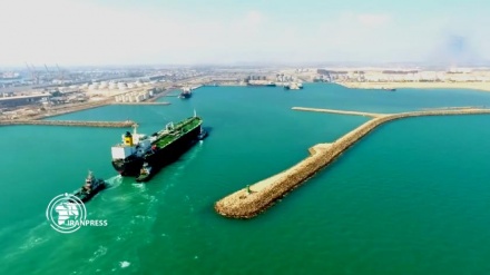 A quoi ressemblent les ports pétroliers iraniens? 