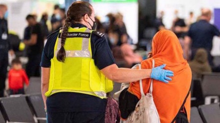 „Lasst uns nach Hause gehen“, flehen afghanische Flüchtlinge, die in Großbritannien festsitzen