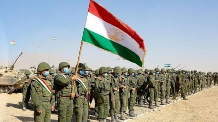  لشکر کشی تاجیکستان و طالبان در برابر هم 