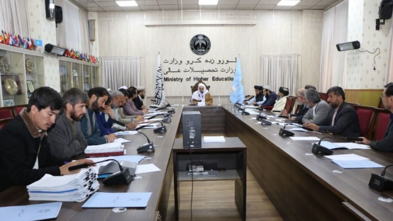 اشتغال استادان دانشگاههای افغانستان در دیگر مشاغل ممنوع شد