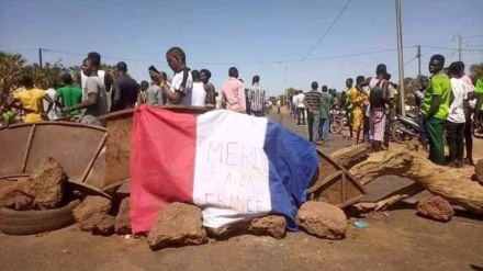 Burkina: Barkhane dehors!